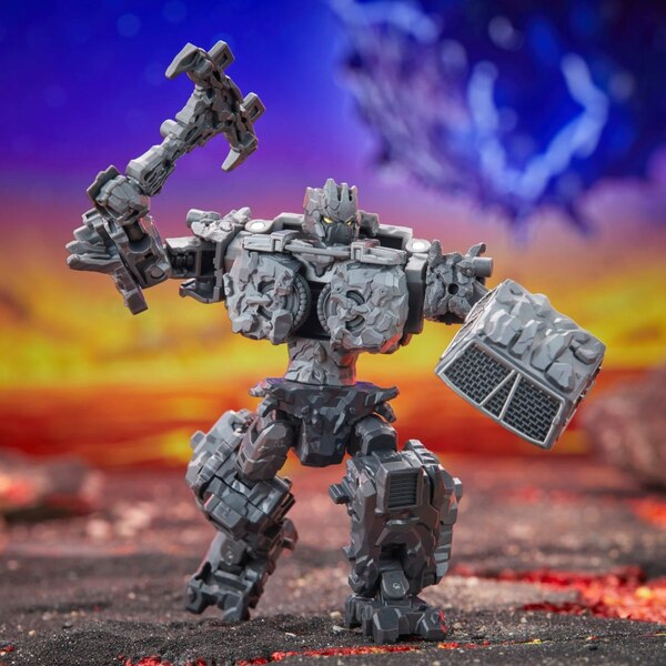 Image Of Deluxe Infernac Magneous From Transformers United  (79 of 169)